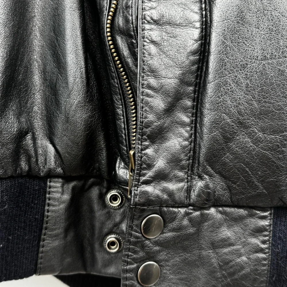 Vintage 100% Genuine Black Leather‎ Bomber Jacket Faux Fur Lined Men Sz 42 Large